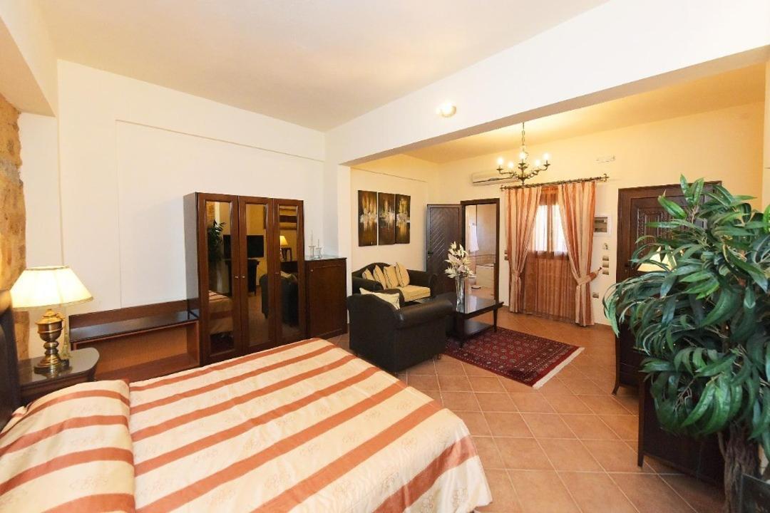 Paris Hotel Rhodes City Eksteriør billede