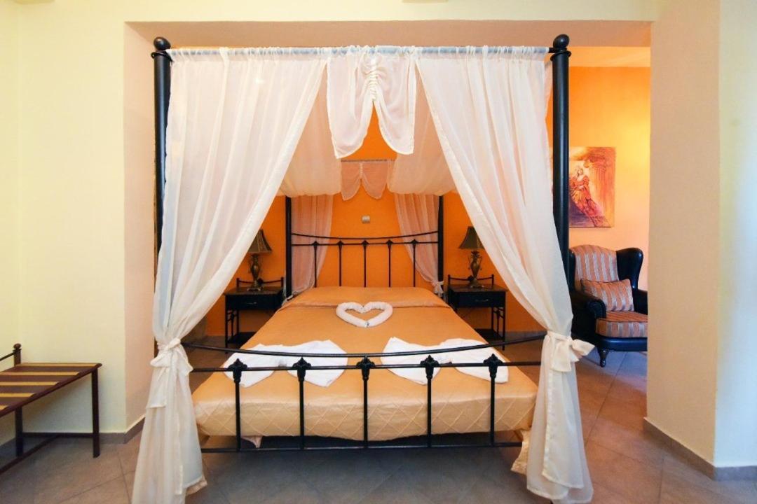 Paris Hotel Rhodes City Eksteriør billede